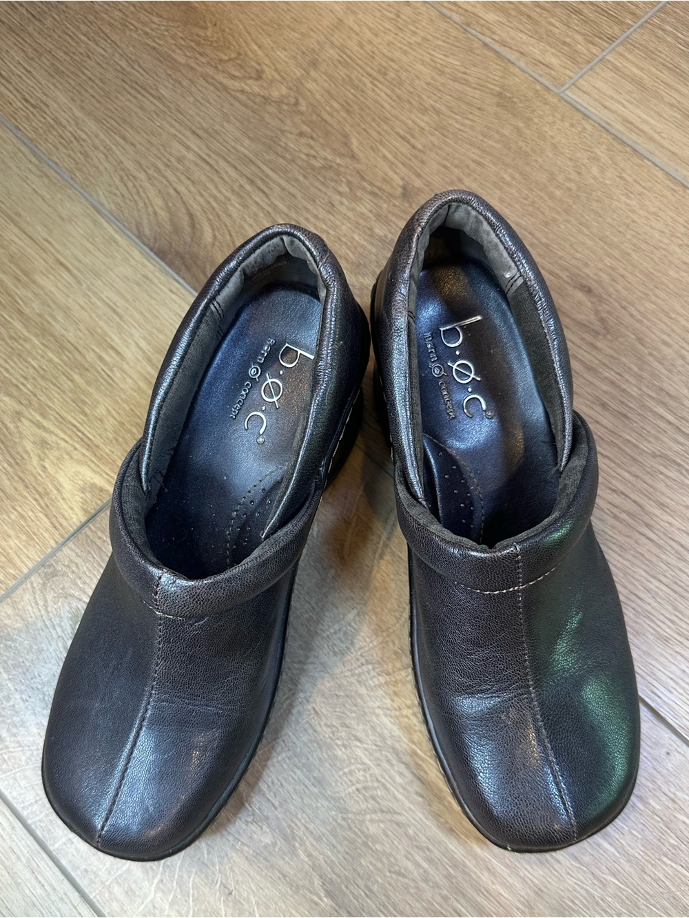 B.O.C. Born Concept Brown Leather Comfort Clogs Shoes 7